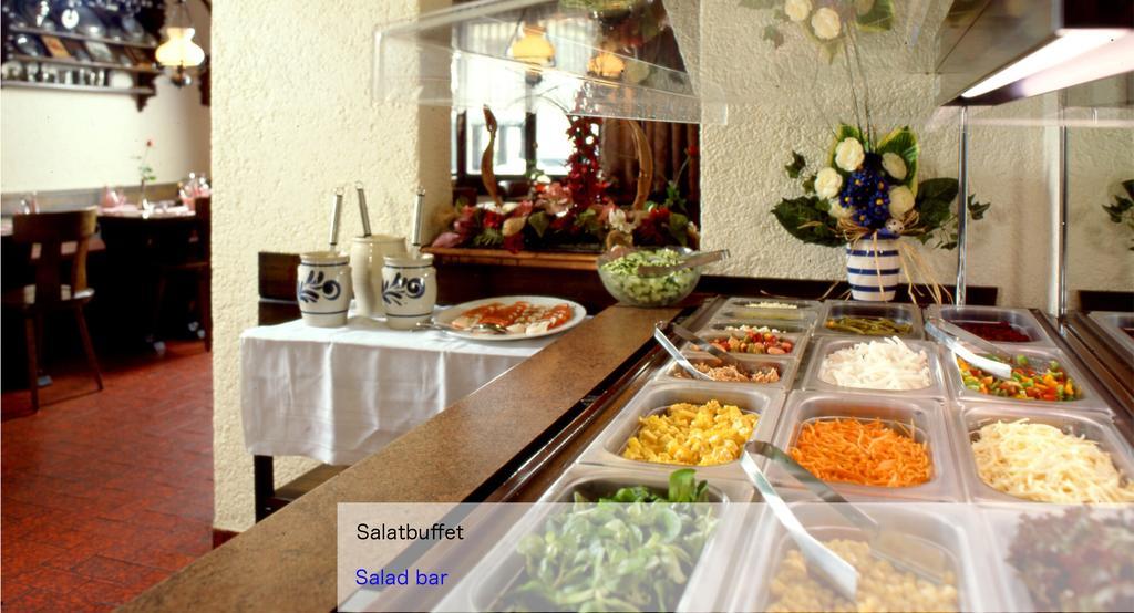 Hotel Restaurant Mattmarkblick 사스-알마겔 외부 사진