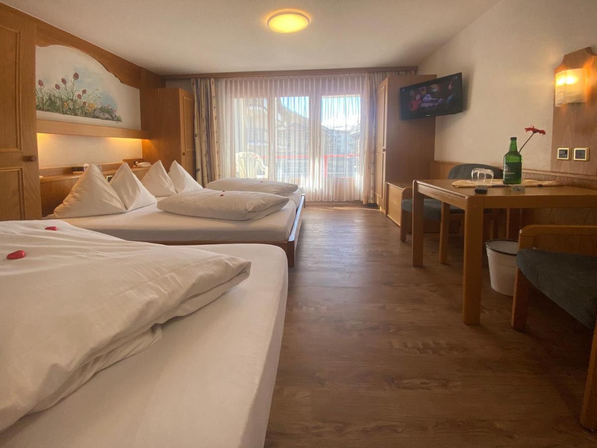 Hotel Restaurant Mattmarkblick 사스-알마겔 외부 사진