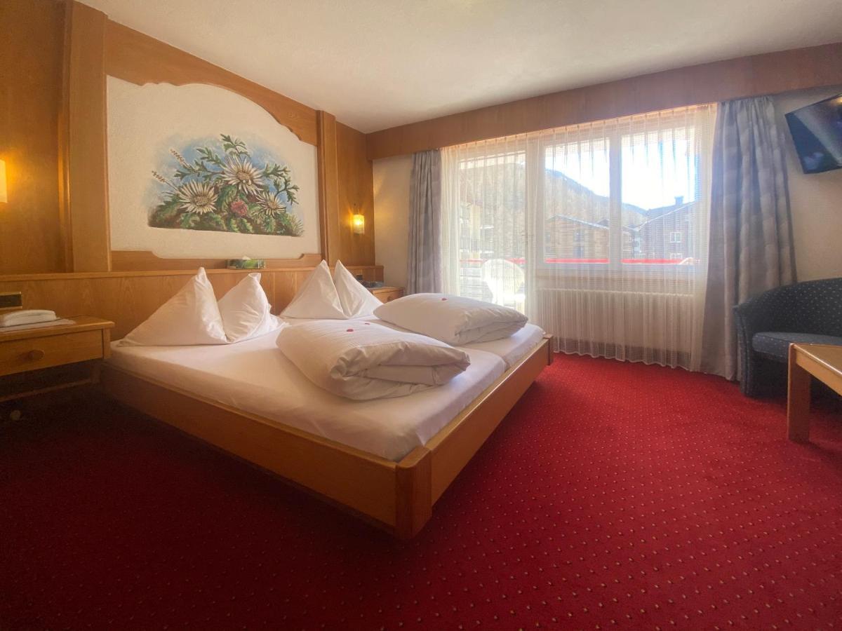 Hotel Restaurant Mattmarkblick 사스-알마겔 외부 사진